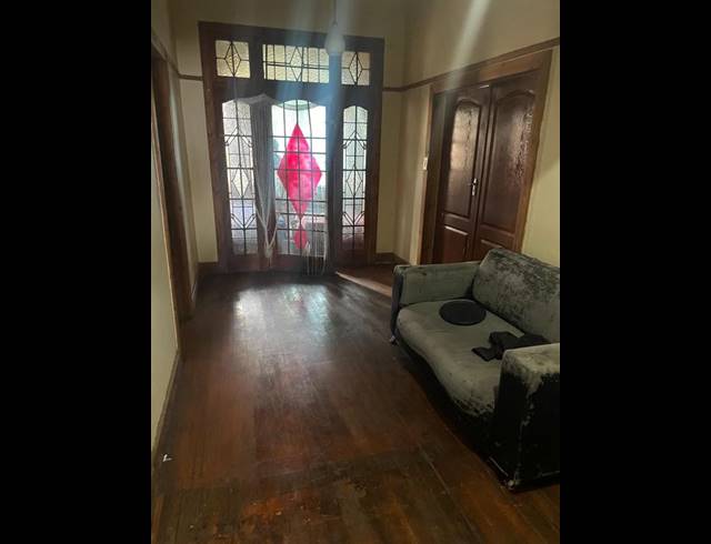 4 BEDROOM HOUSE FOR SALE IN BRIXTON